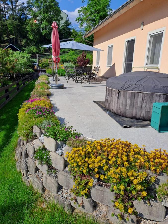 Ferienwohnung Brenner Bruck an der Mur Exterior photo